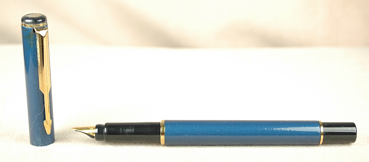 Pre-Owned Pens: 5053: Parker: Vector